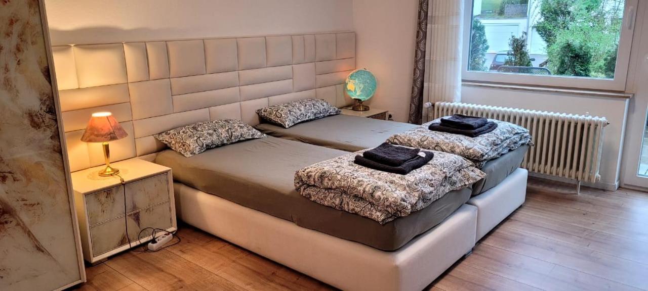 Schoene Wohnung Am Georgenberg รอยท์ลิงเงน ภายนอก รูปภาพ