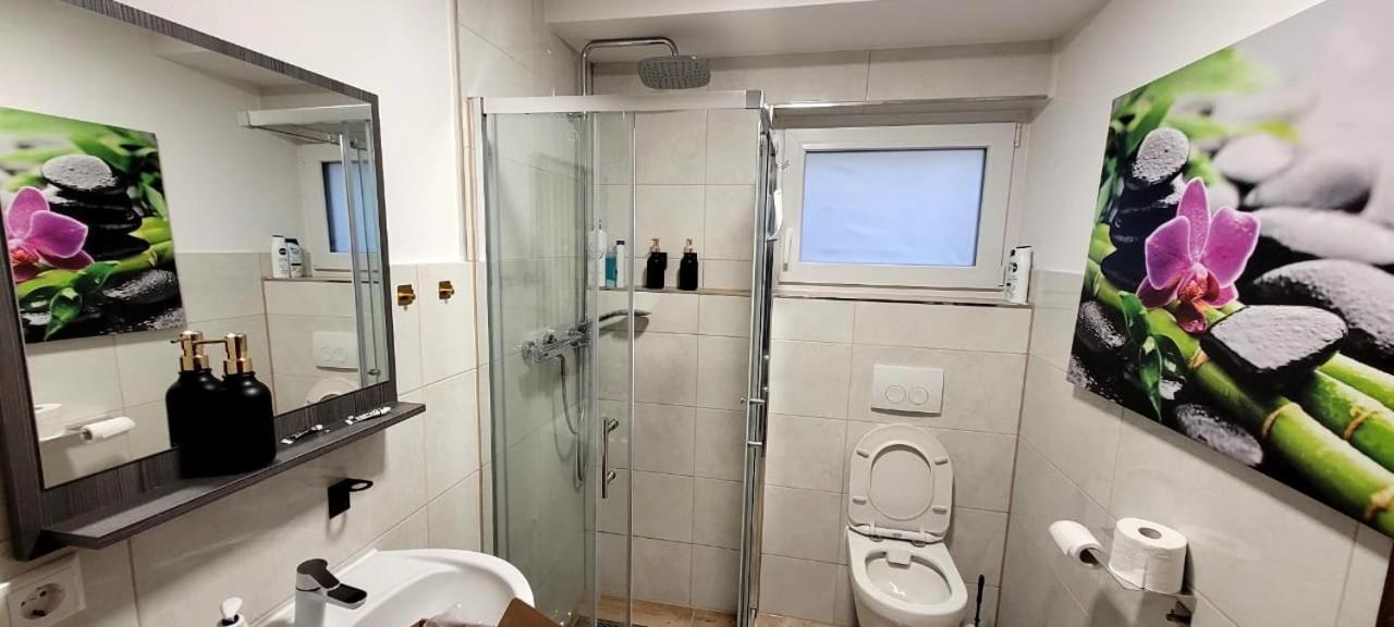 Schoene Wohnung Am Georgenberg รอยท์ลิงเงน ภายนอก รูปภาพ